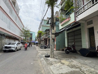 Siêu phẩm nhà mặt tiền hàn thuyên   trung tâm quy nhơn thích hợp kinh doanh 2