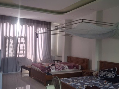 Nhà 3 t đất 281m giá chưa tới 100 triệu/m mặt tiền võ chí công đường 30m lề 9m trung 4