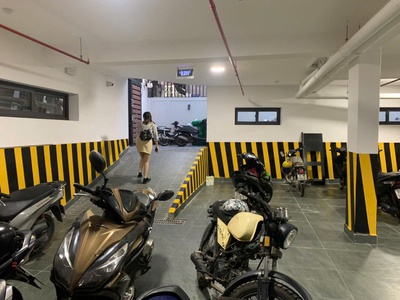 Gà đẻ trứng vàng chdv 30p, ga minh khai   cầu diễn, 2 tỷ/năm.ô tô tránh,thang máy, 4