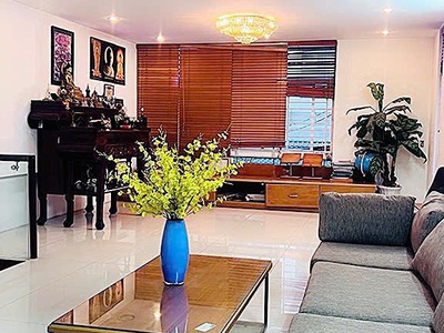 Bán nhà 5 tầng - mặt tiền hxh đ.cách mạng tháng 8, quận 3 - ngang hiếm 5,5m 19m - giang 3