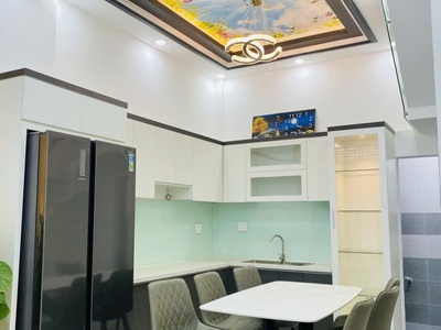 Đường 10m siêu thoáng   xe hơi ngủ trong nhà   nhà mới 4 tầng   giáp quận 7   chỉ 6.9 tỷ 2