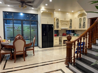 Cho thuê nguyên căn 4PN cao cấp tại Vinhomes Marina 1