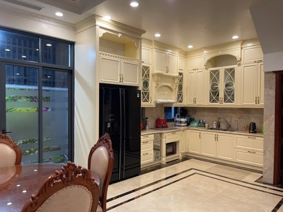 Cho thuê nguyên căn 4PN cao cấp tại Vinhomes Marina 6