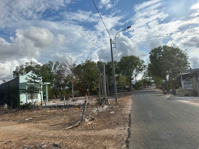 Bán 20m x 49m đất thổ cư nguyễn thông, tân bình, lagi giá ngộp 180tr/m ngang 0