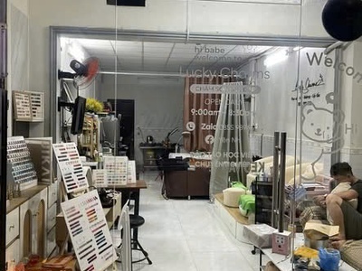 Chính chủ sang tiệm nails tóc gội - vị trí đẹp bình tân 0