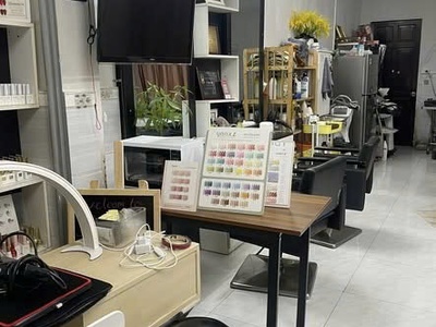 Chính chủ sang tiệm nails tóc gội - vị trí đẹp bình tân 1