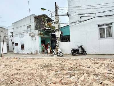 Đất ngang 6.5m hẻm phú đức - vĩnh hoà - bắc nha trang 1