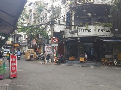 Bán nhà mặt phố mã mây, 100m2, 3 tầng, mặt tiền 3m, 65 tỷ, phù hợp kinh doanh khách sạn 3