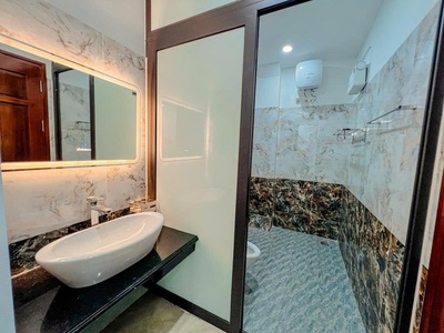 Cho thuê nhà đội cấn 30m 4 tầng 3 ngủ 7.5tr 2