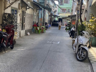 Bán đất đ số 5 bhh giáp aeon tân phú hẻm 6m sát mặt tiền 64m2- 5 tỷ 1