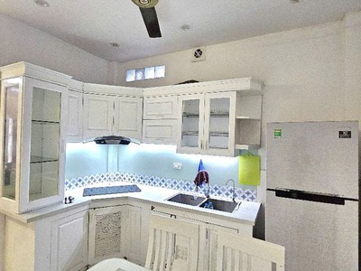 Cần bán 34m2 nhà 4 tầng xây kiên cố, còn rất mới chỉ xách vali về ở, cách mặt đê Ngọc Thụy 40m 3