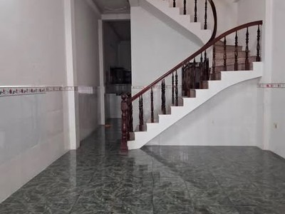Cho thuê Nhà nguyên căn 1 trệt 2 lầu hẻm 86 Cách Mạng Tháng 8 0