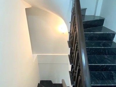 Bán Nhà Ngô Gia Tự, Phường Việt Hưng, Long Biên 5T, 33m2 giá 6,95 tỷ ô tô đỗ gần 3