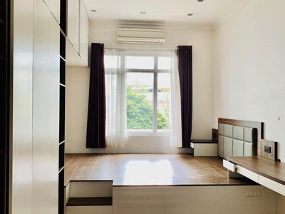 Bán nhà phố Đặng Tiến Đông, Đống Đa, ô tô tránh, tiện kinh doanh 4 tầng 42m2 giá 17.5 tỷ 0