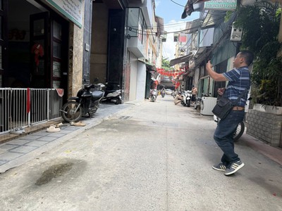 Bán nhà phố Đặng Tiến Đông, Đống Đa, 2 thoáng, ô tô tránh 5 tầng 52m2 giá 19,2 tỷ 2