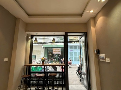 Cho thuê mặt bằng 150/31 Nguyễn Trãi Quận 1 siêu đẹp 1