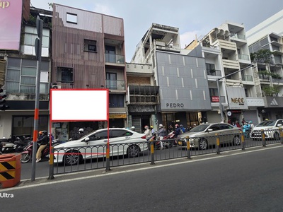 Chủ sở hữu cho thuê mặt bằng tầng trệt 269 Hai Bà Trưng, Quận 3 3