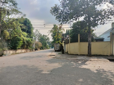 Nhà Phố Cực Lớn Góc 2 Mặt Tiền 0