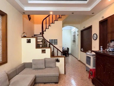 Nhà đẹp chính chủ - giá tốt - vị trí đẹp tại định công thượng 1