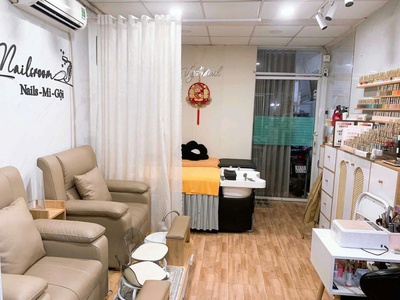 Sang tiệm nail gội quận 8 vì muốn tìm mb rộng hơn dạy học viên 1