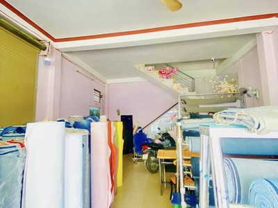Mặt tiền lô góc  chợ vải phú thọ hoà   sẵn dòng tiền   3 tầng   57m n 5.7 chỉ 6.x 2