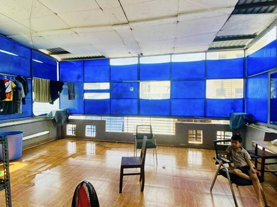 Mặt tiền lô góc  chợ vải phú thọ hoà   sẵn dòng tiền   3 tầng   57m n 5.7 chỉ 6.x 3