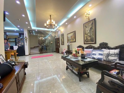 Siêu hiếm, bán nhà trích sài, apartment, 90m, mặt tiền rộng, chỉ 21 tỷ 1