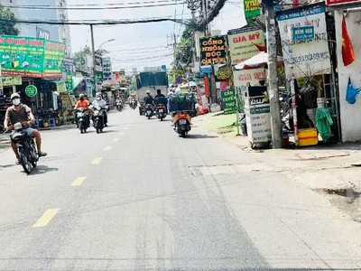 Aeon mall vài bước   mặt tiền đường 30m   nhà c4   64m sẵn dòng tiền   giá 6.2 tỷ tl 2