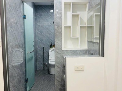 Hiếm bán nhà cổ linh long biên - 5 tầng - full nội thất - 5 phút ra aeon mall long biên nhú 6 tỷ 4