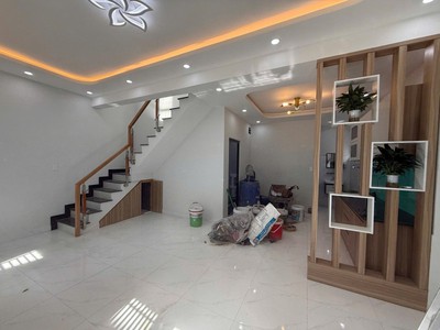 Bán nhà đẹp 2 tầng 80m  hiệp phú   gần coopmart   lê văn việt chỉ 5.7 tỷ 2