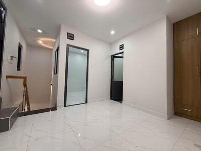 Bán nhà đẹp 2 tầng 80m  hiệp phú   gần coopmart   lê văn việt chỉ 5.7 tỷ 1