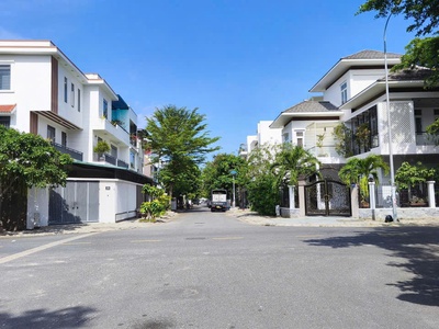 Bán đất 2 mặt tiền đường kđt mới phước long - nam nha trang - diện tích 163m2 full odt - ngang ôm 0