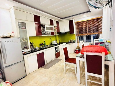 Đa sỹ   39m    5 tầng   mt 3.3m   13.5 tỷ   hà đông, hà nội 3