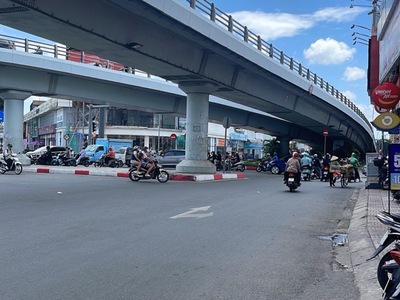 Bán nhà mặt tiền nguyễn văn nghi p.7 gò vấp ngang 4m dài 23m shcn 88,9m2 4 tầng hc đủ 2