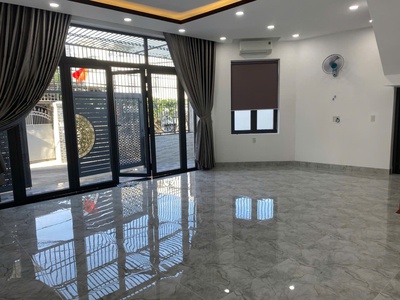 Nhà 3 tầng 2 mặt tiền mai an tiêm   800m ra biển   6.7 tỷ 3