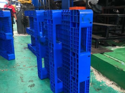 Giá bán sản phẩm pallet nhựa tại Cần Thơ mùa cuối năm 4