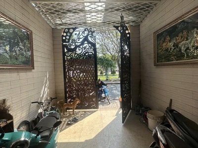 Bán nhà mặt tiền kênh nước đen - view công viên, lê thúc hoạch, 3,8xx18m, 5 tầng, 10,9 tỷ 0