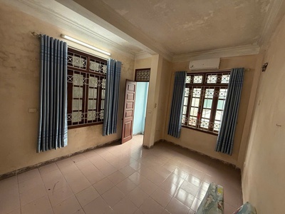 Bán nhà chính chủ số 10 ở đường Gốc Đề, Minh Khai 8