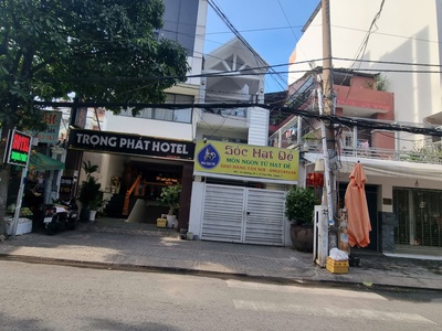 Nhà 4x17m 3 lầu đường 1 phường Tân Phú Q7. khu vực chợ Tân Mỹ 0