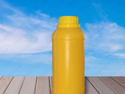 Công ty sản xuất chai nhựa HDPE 500ml có quai cầm 4