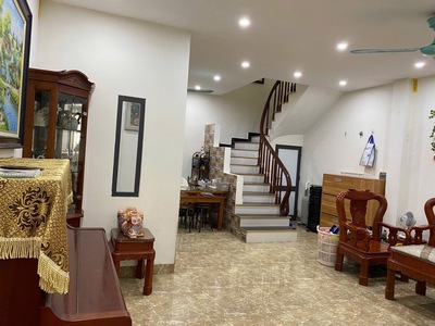 Nhà Kim Ngưu,Hai Bà Trưng,Siêu Hiếm-Lô Góc-Ở Ngay-Ngõ Thông-30m2-5 tầng-Nhỉnh 6 tỷ 1