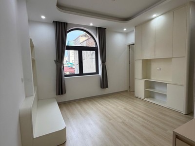 Apartment Chùa Láng  140M2 37.8 Tỷ Cách Ô TÔ 5M Vị Trí Đẹp Dòng Tiền 170Tr/th 4