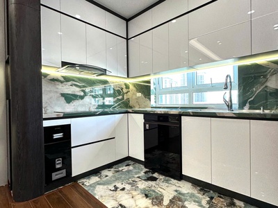 Bán CH Trung Yên 1- Trung Kính: 135m2, 4pn, nội thất cao cấp, trên 10 tỷ 5