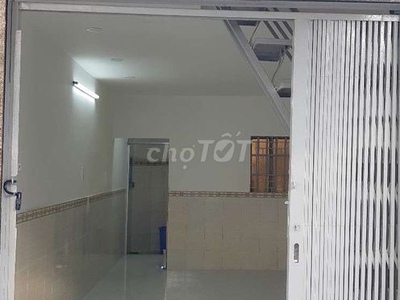 Chính chủ cho thuê nhà nguyên căn   nhà mới sơn sửa, dọn vào ở ngay 0