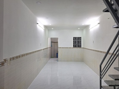 Chính chủ cho thuê nhà nguyên căn   nhà mới sơn sửa, dọn vào ở ngay 1