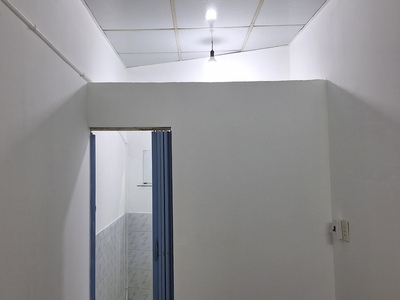 Chính chủ cho thuê nhà nguyên căn   nhà mới sơn sửa, dọn vào ở ngay 4