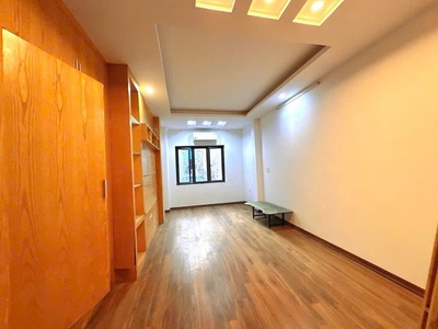 Nhà HOÀNG HOA THÁM 30m x 5 tầng Ngõ thông 3 ngủ Ở/CHO THUÊ ĐỀU ĐẸP 3