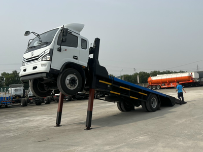 Xe nâng đầu chở máy chuyên dụng 3