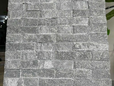 Đá Bóc Đen Ốp Cột Giải Pháp Tăng Độ Bền Và Tính Thẩm Mỹ 1