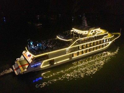 Tomorrow Travel: Tour Hạ Long 2 Ngày 1 Đêm Hấp Dẫn 0